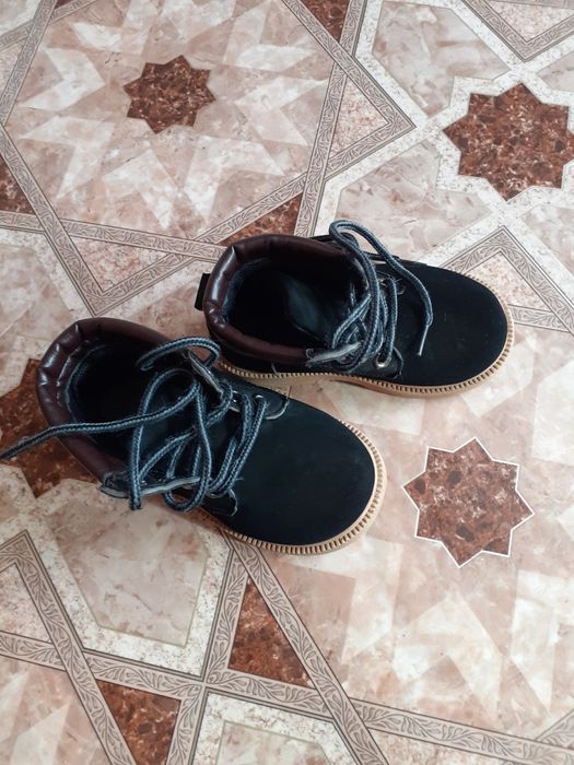 Ботинки осенние.