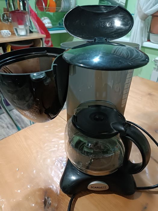 Продам кофеварку