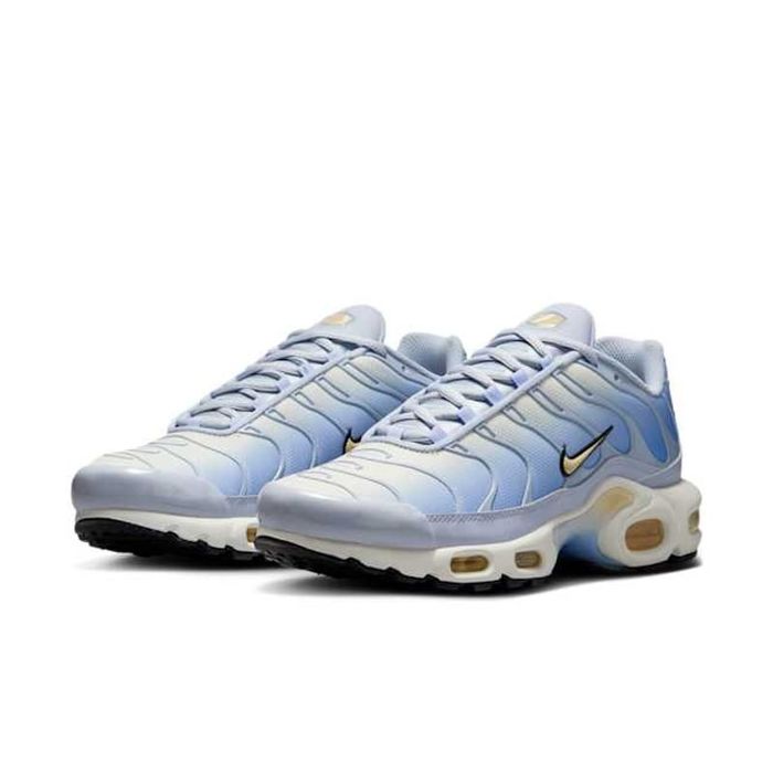 Nike Air Max Plus
"Daybreak"