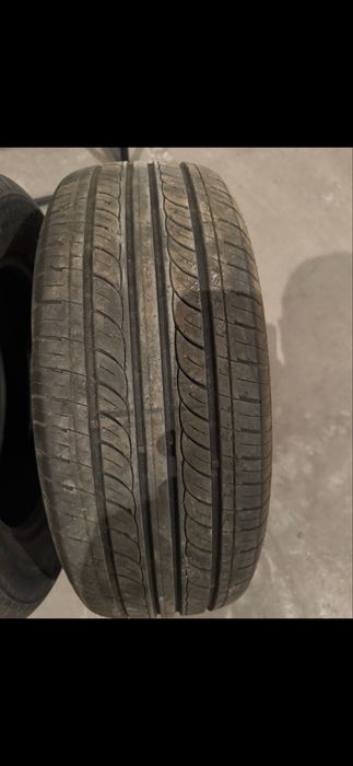 Продам шины 215/60 R16