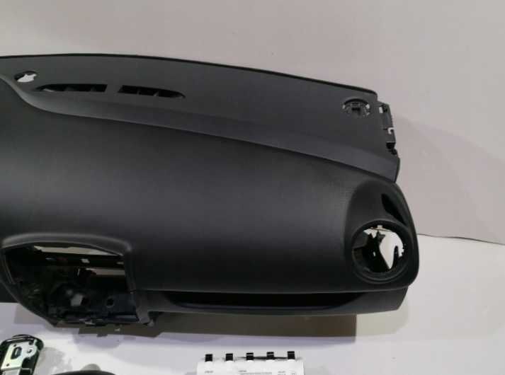 Renault Clio IV 4 plansa de bord kit airbag volan pasager set centuri