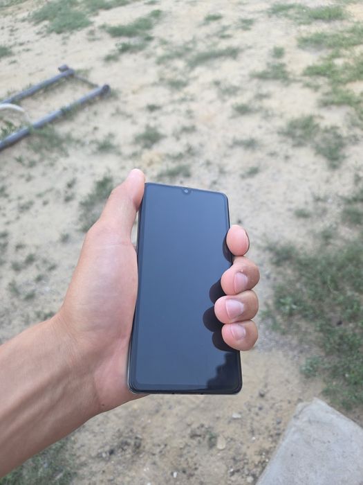 Huawei P30 ( Хуавей P30 )