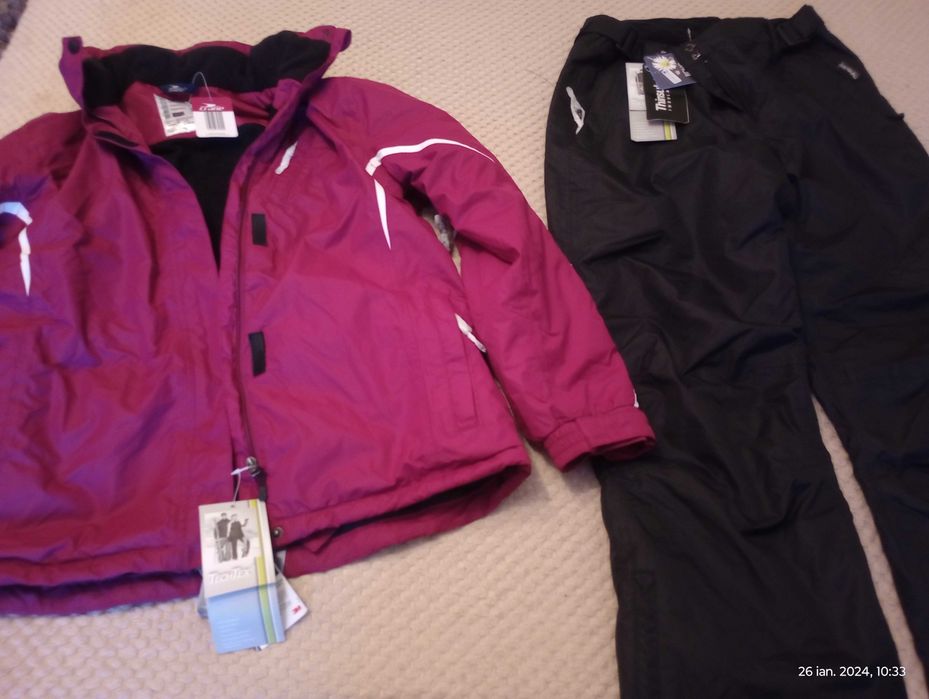 Costum pt schiat dama L