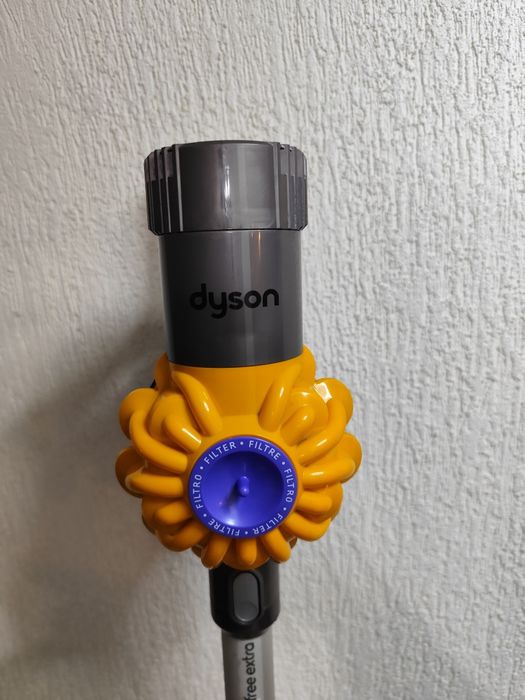 Безжична прахосмукачка Dyson