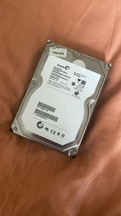 Жесткий диск 750гб
