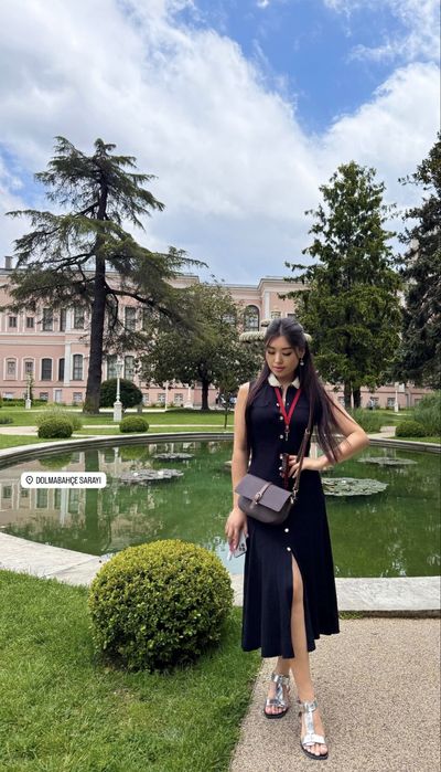 Черное платье Sandro