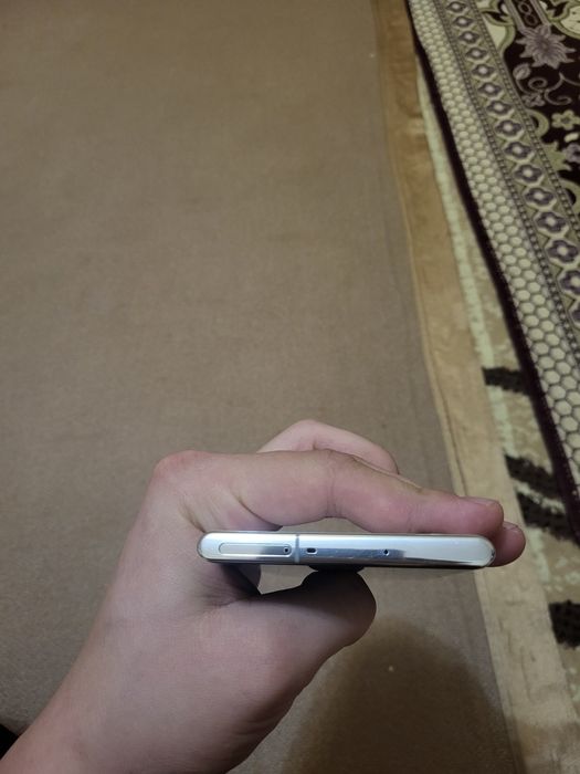 Продам samsung not 10+ 5g