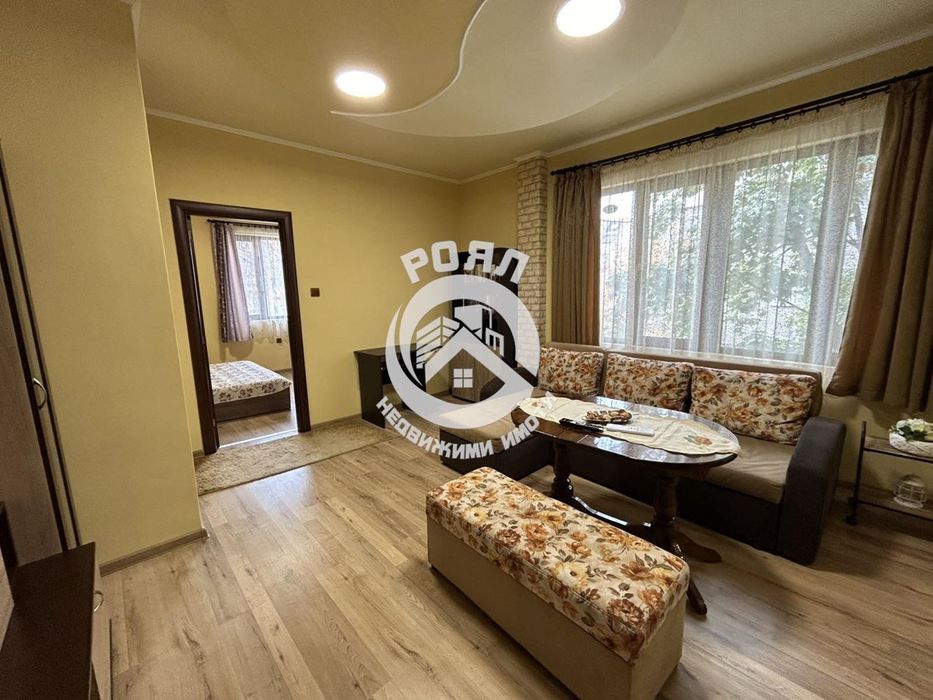 Продава се Двустаен апартамент в Пловдив, Съдийски - 53 кв.м за 1982 €/кв.м - Снимка #2