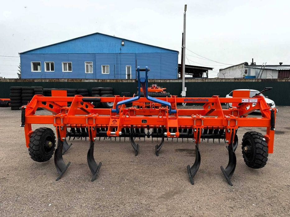 Продам плуг чизельный навесной - ПЧ  4,5м