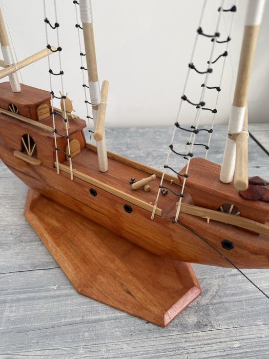 Корабль ручной работы