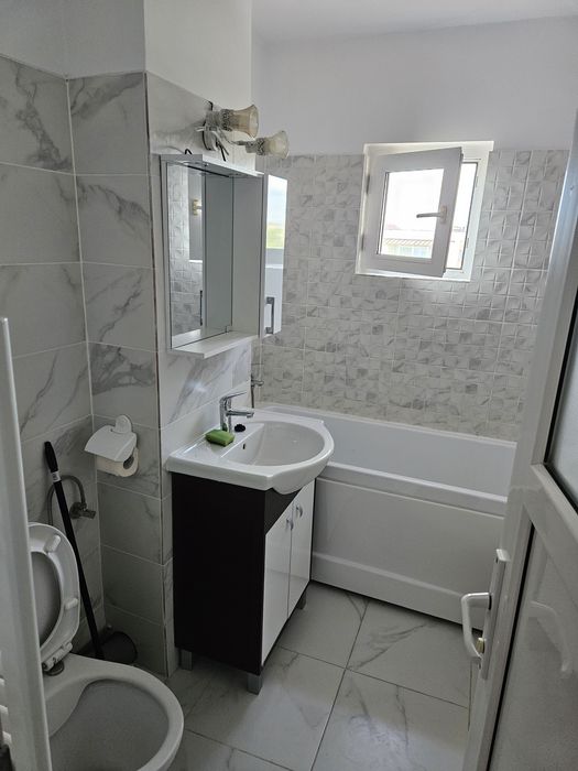 Inchiriez apart 2 camere