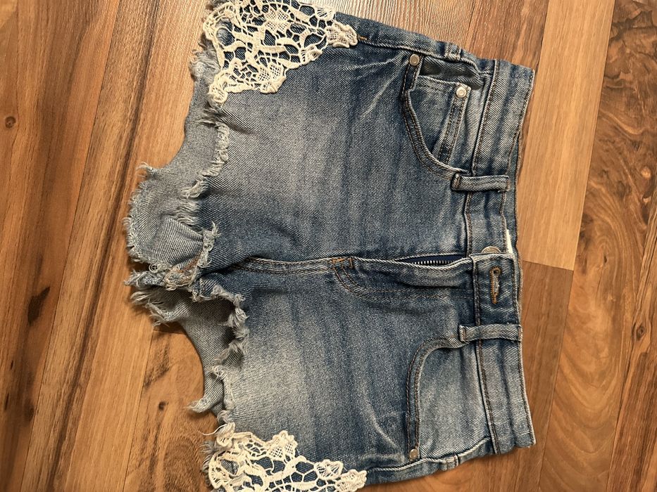 Pantaloni scurti blugi Reserved 10 ani