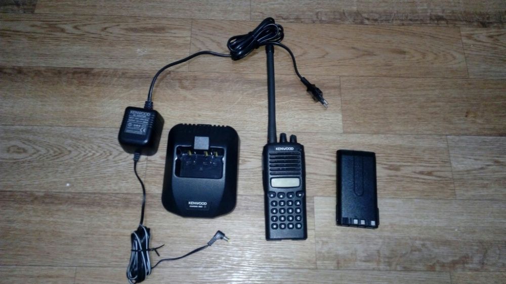 Радиостанция KENWOOD TK-270G