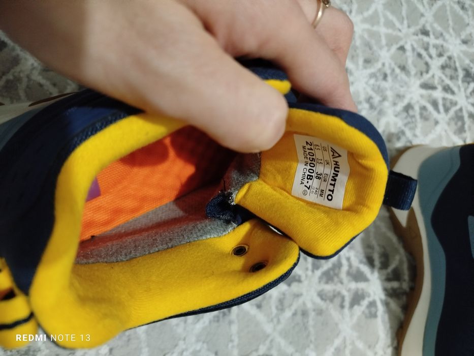 Humtto термо кроссовки 38