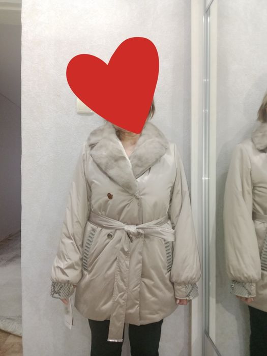 Продам куртку новая