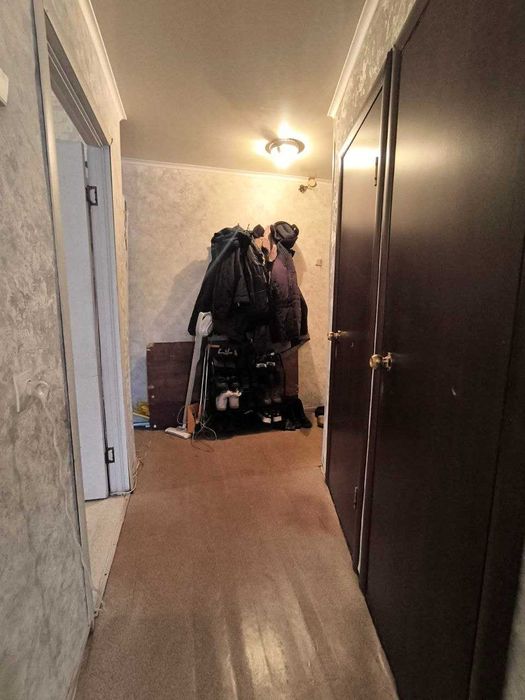 2-к40.5м²2/5 э у Киевская,  7