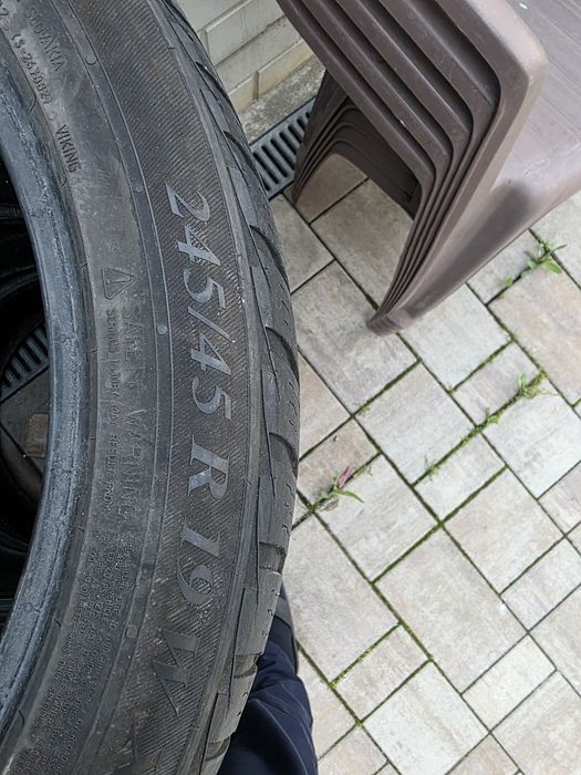 Anvelope  245/45 R19 102W  XL Viking four tech plus All Season