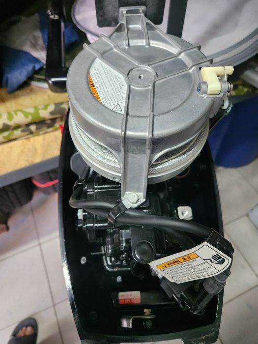 Подвесной лодочный мотор