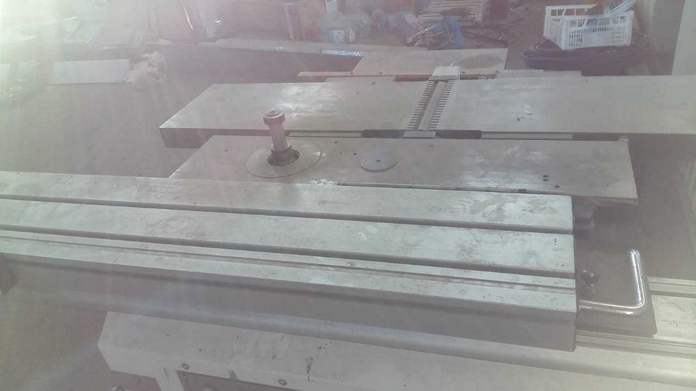 Продам деревообрабатывающий станок