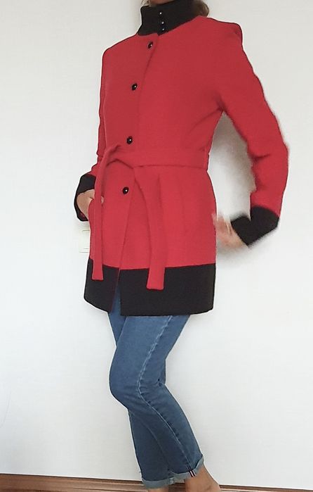 Пальто осеннее 44-46 рр