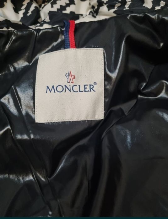 Яке с гъши пух Moncler/ Монклер