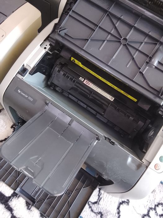 HP LaserJet P 1010 Analog 2900 Tiniq 6 Donaga 110 Dollar