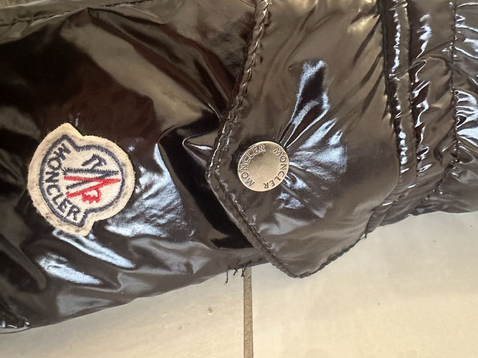 Geaca moncler!ofer livrare doar personal in suceava