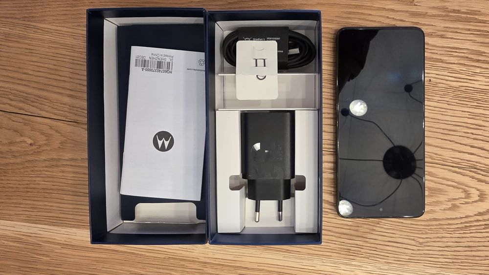 Vând Motorola G52