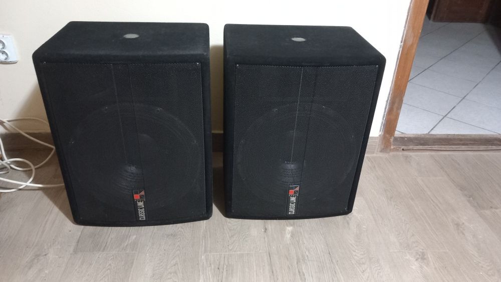 Vlnd doua incinte pe 15" Hk.inpecabile .fara difuzoare bass și drivere