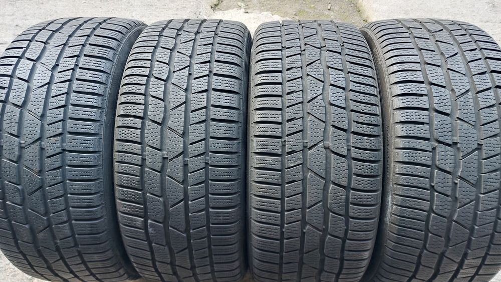 Зимни гуми 215 40 17 Continental 4 броя