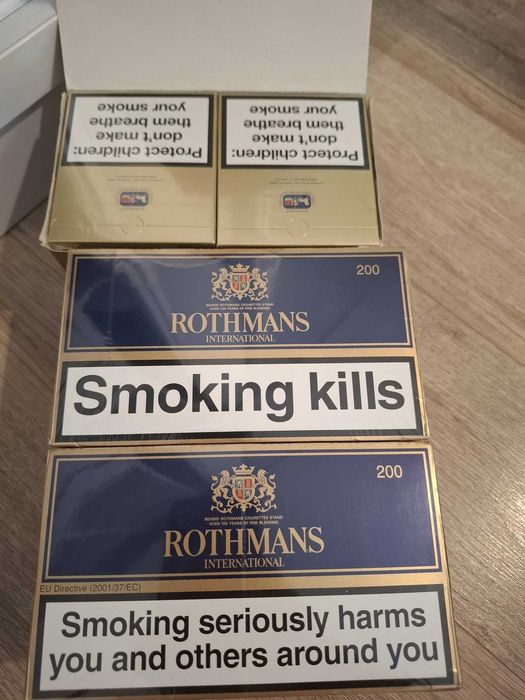 Rothmans international 3 cartoane