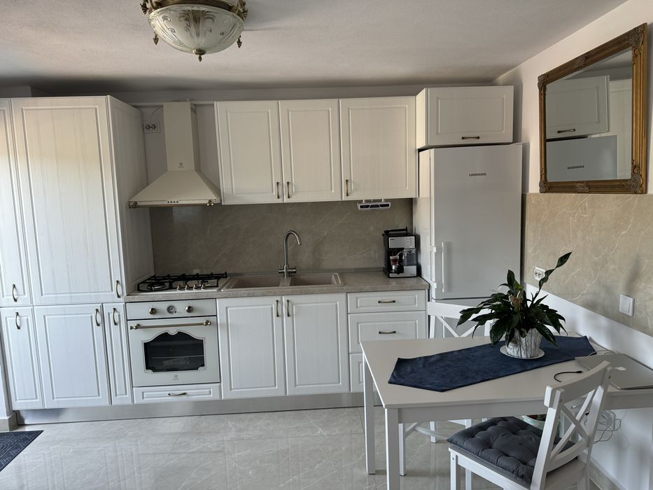 Apartament cu 3 camere