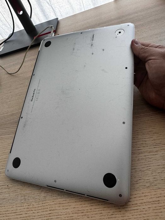 MacBook Pro 13” Retina (2015) – i5 / 8GB / SSD – с оригинално зарядно