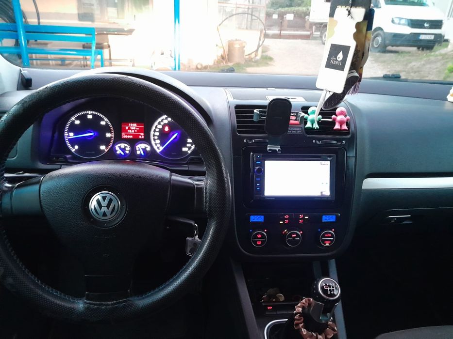 VOLKSWAGEN Golf 2006 — imagine 5