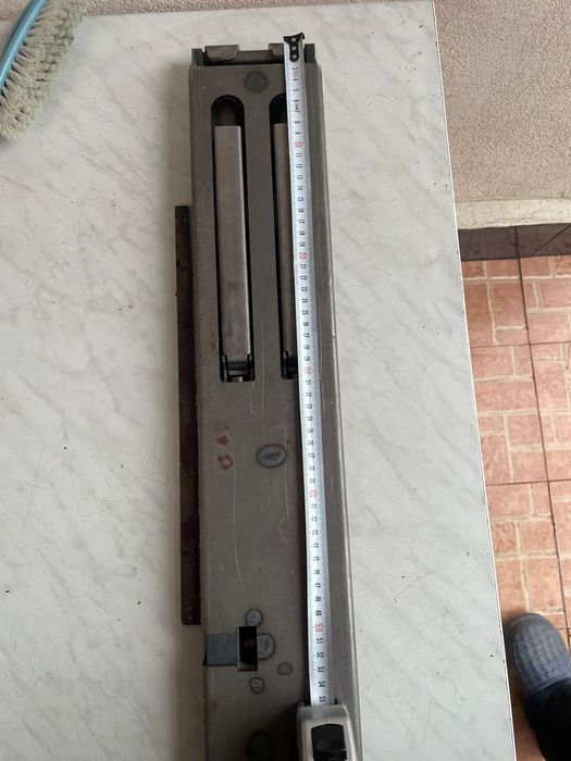 Stalpi obloane spate IVECO 3,5 t