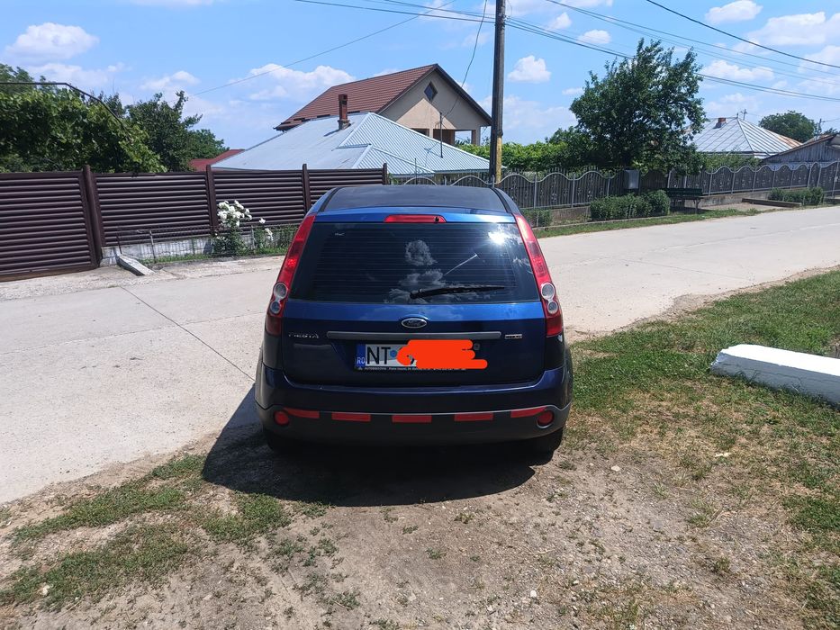FORD Fiesta 2005 — imagine 3