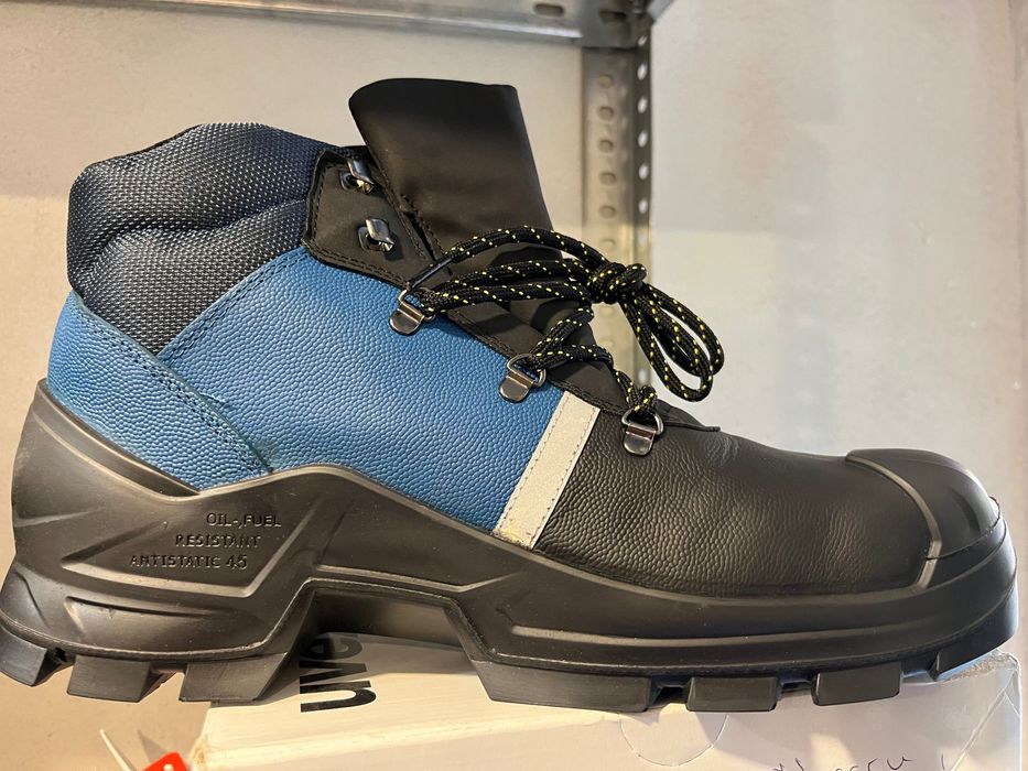 Vând bocanci de protecție, 45 uvex S3 SRC 6513.2