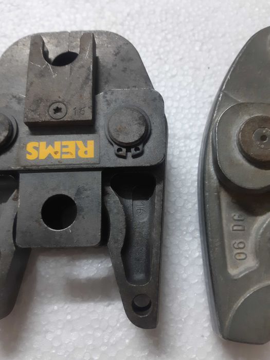 Bacuri de sertizare pexal si cupru