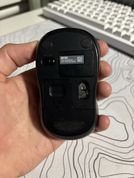 Продам мышь Logitech M185 (серого цвета)