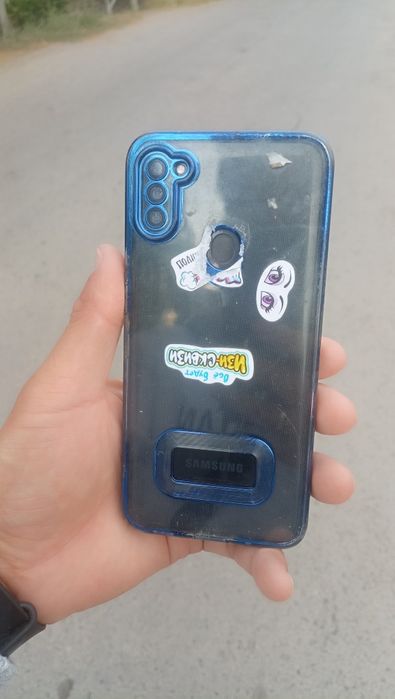 Продаю  самсунг А 11