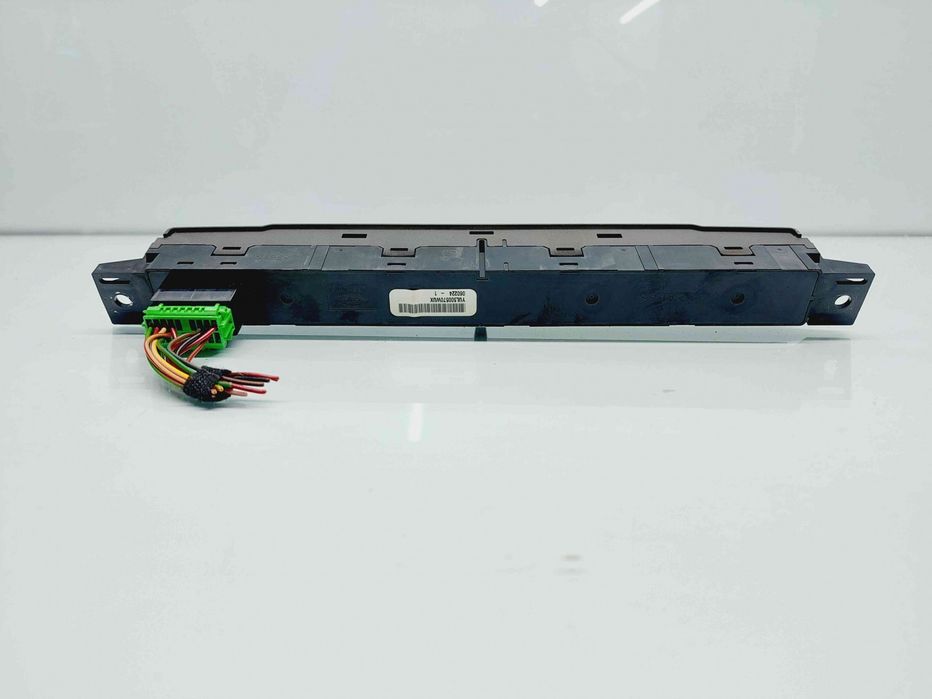 Panou media LAND ROVER RANGE ROVER SPORT (L320) [Fabr 2005-2009] YUL5
