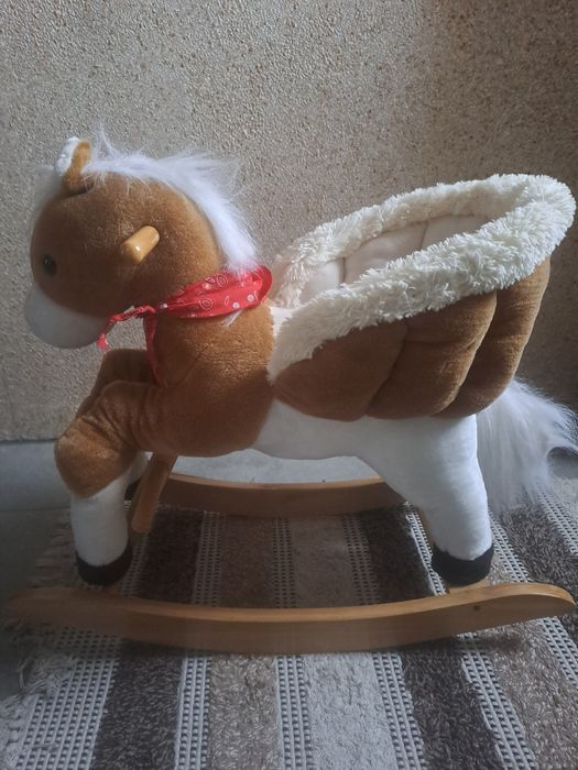Детско конче люлка