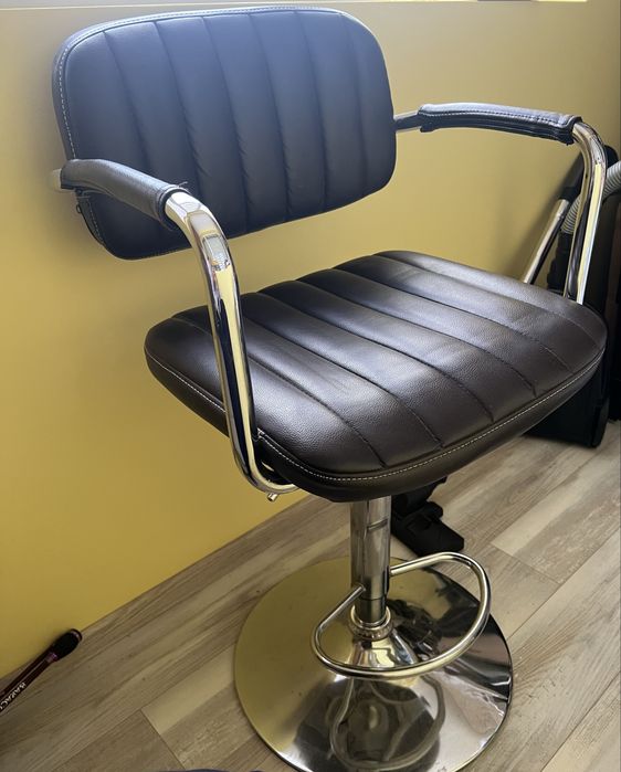 Бар стол кафява кожа