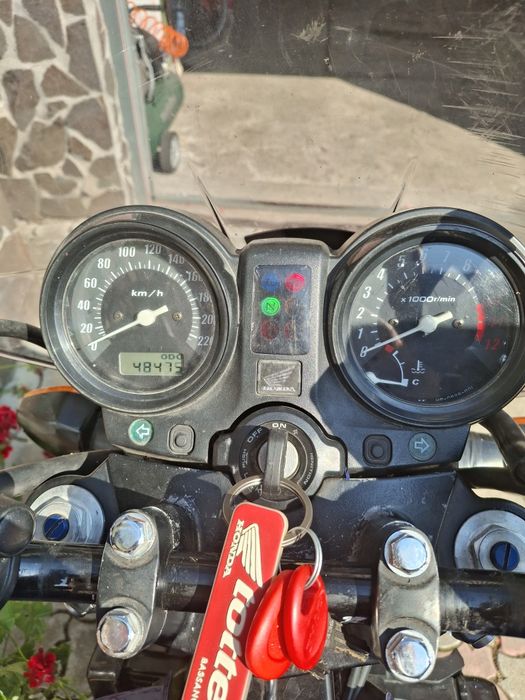 Honda cbf 500  anul fab.2004
