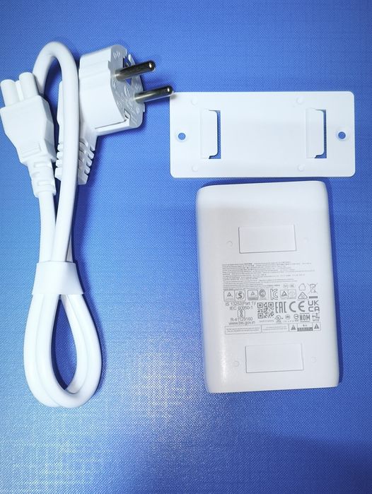 PoE адаптер Ubiquiti U-POE-at-EU