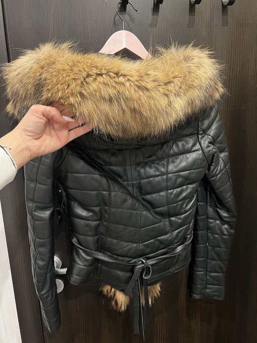 Кожено яке с лисица пух