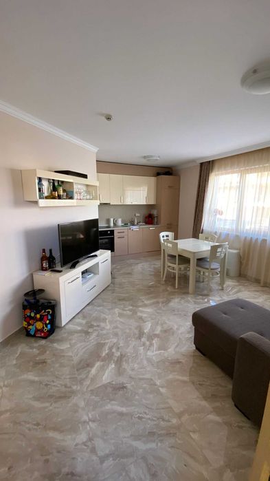 Продава се Двустаен апартамент в Свети Влас - 68 кв.м за 1956 €/кв.м - Снимка #2
