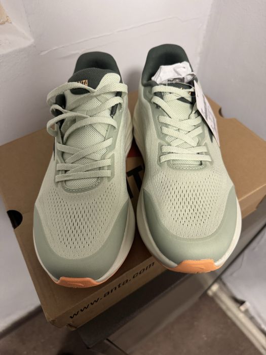 Кроссовки анта PG7