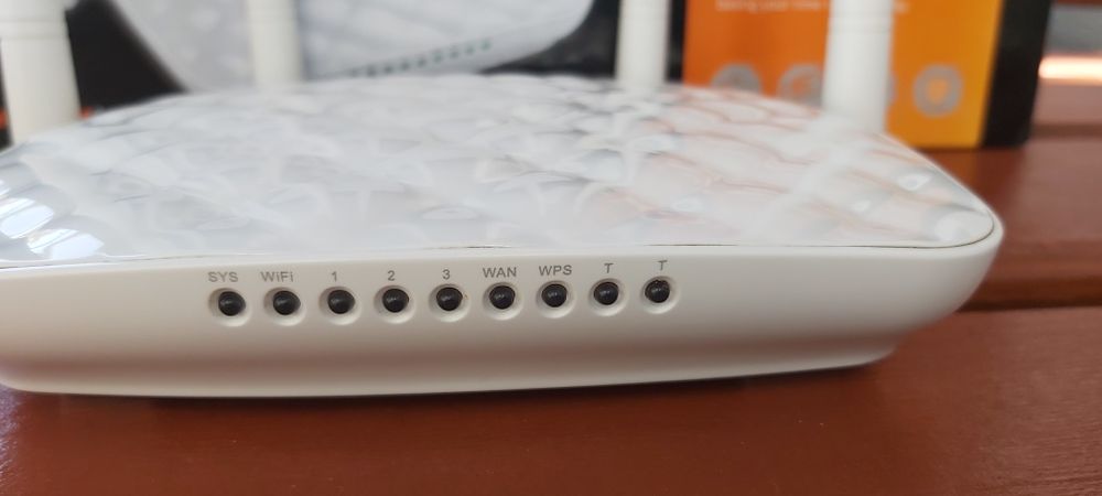Vând router wireless Tenda