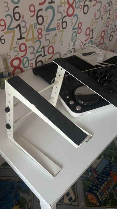 Диджей контролер pioner ergo